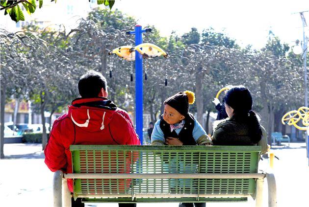 重磅！鄭州將取締馬路停車(chē)場(chǎng) 人行道禁設(shè)停泊位